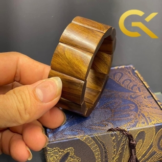 Bách xanh mộc châu chìm bản dẹt 20-25 li