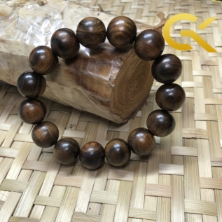 Vòng Bách xanh mộc châu 16 li