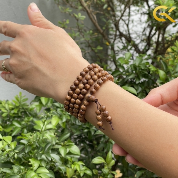 Chuỗi trầm hương 108 hạt tốc 7li