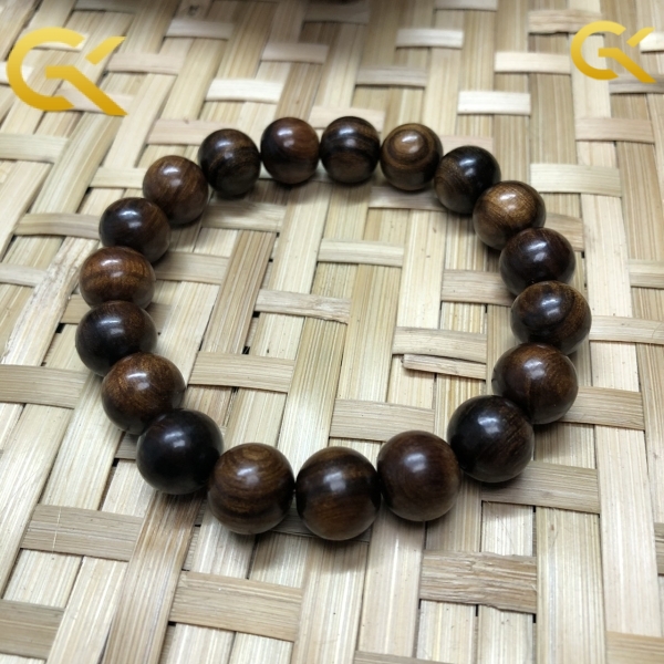 Vòng Bách xanh mộc châu 20 li