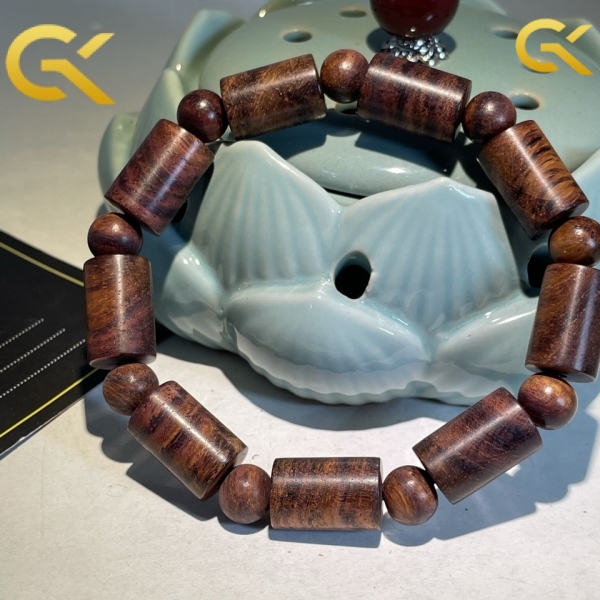Sưa đỏ đốt trúc 10 li