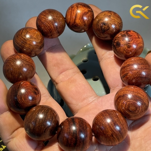 Sưa đỏ 20 li