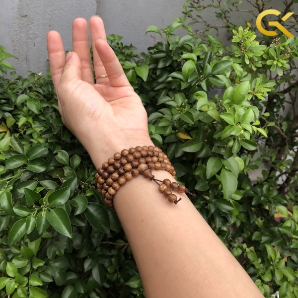 Chuỗi trầm hương 108 hạt tốc 7li